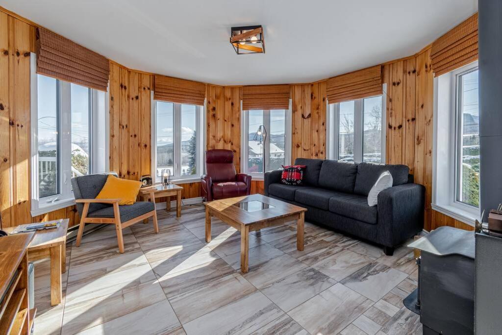 Spa, Sauna Et Foyer : Le Phare De Baie-Saint-Paul Exterior photo
